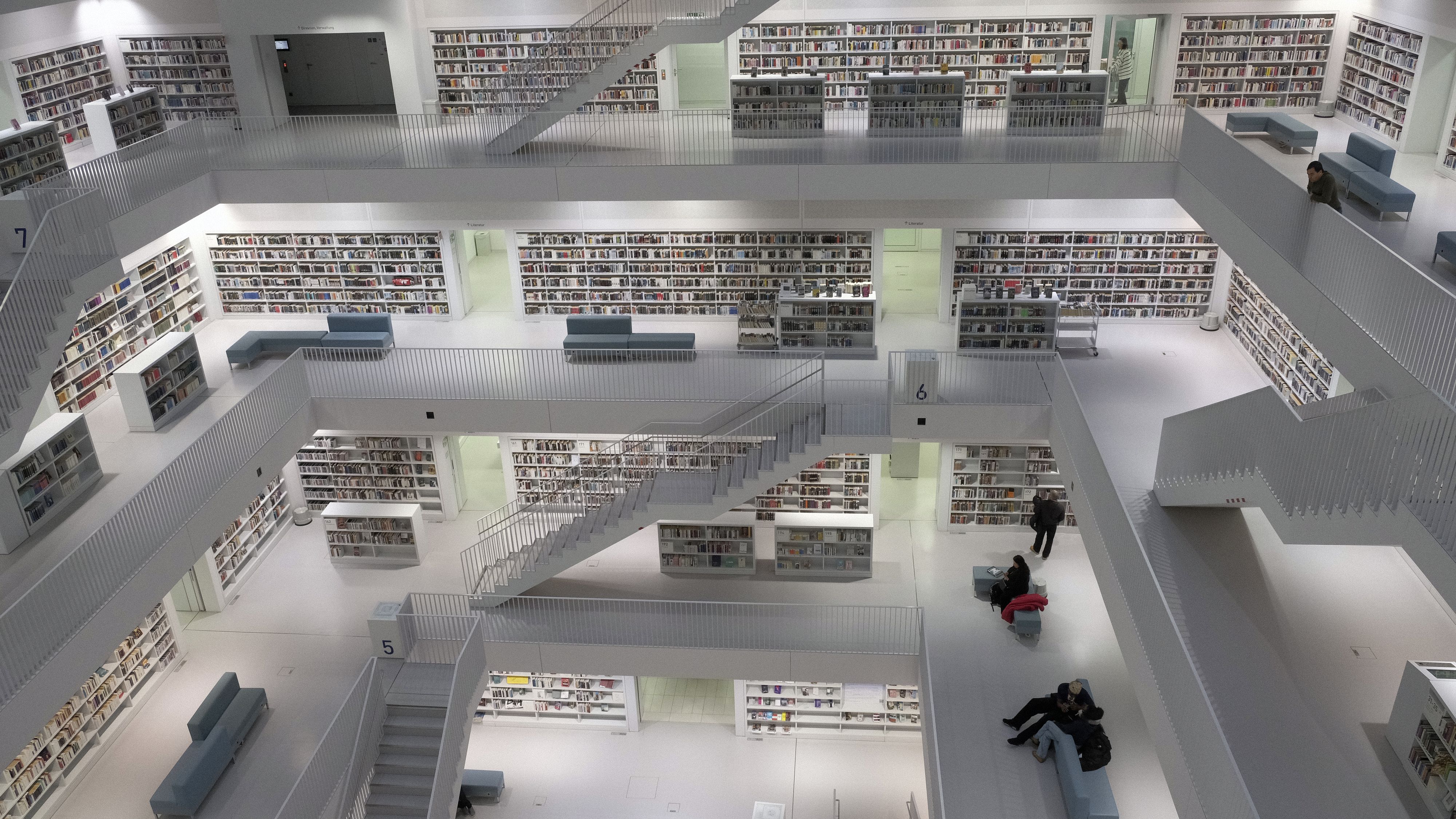 Serge Philippe Lecourt 2025 bibliotheque Stuttgart stadtbibliothek 2
